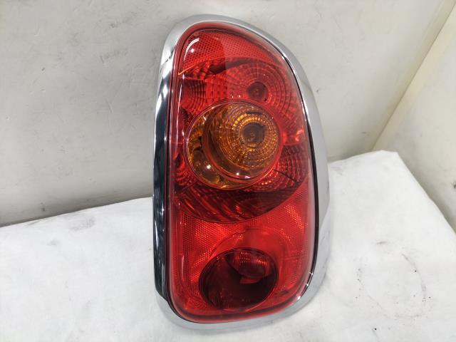 LDA-ZB20 R60 BMW ミニ クーパーSD クロスオーバー 右H 平成26年 純正 右 テールライト ランプ 63219808154拍卖