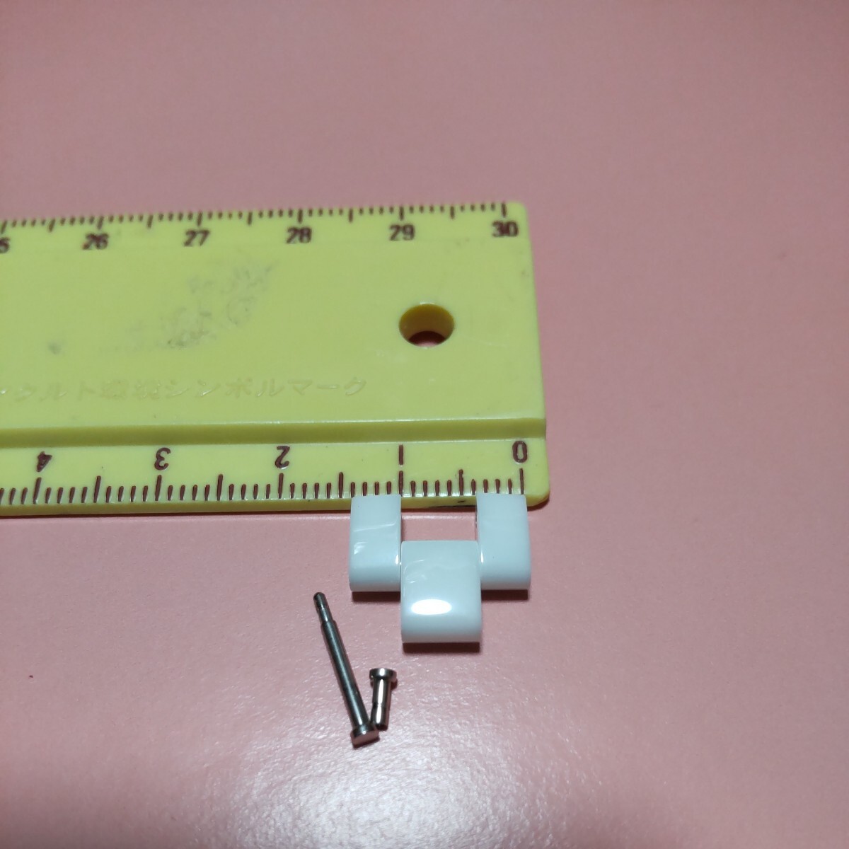 CHANEL J12 ブレスレット ベルト サイズ 調整 延長 駒 セラミック 白 1 コマ WH シャネル 純正品 幅 14mm 正規品 未使用 レディース 02拍卖