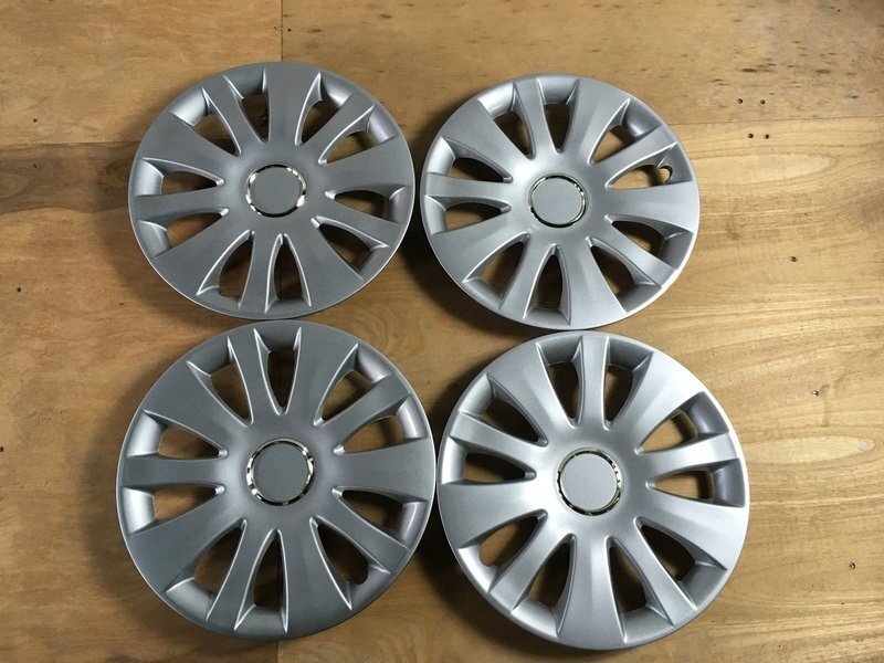 ホンダ ストリーム (シルバー) 純正タイプ 15インチ ホイールカバー 4枚セット 1ヶ月保証付き ホイールキャップ セット 即納拍卖