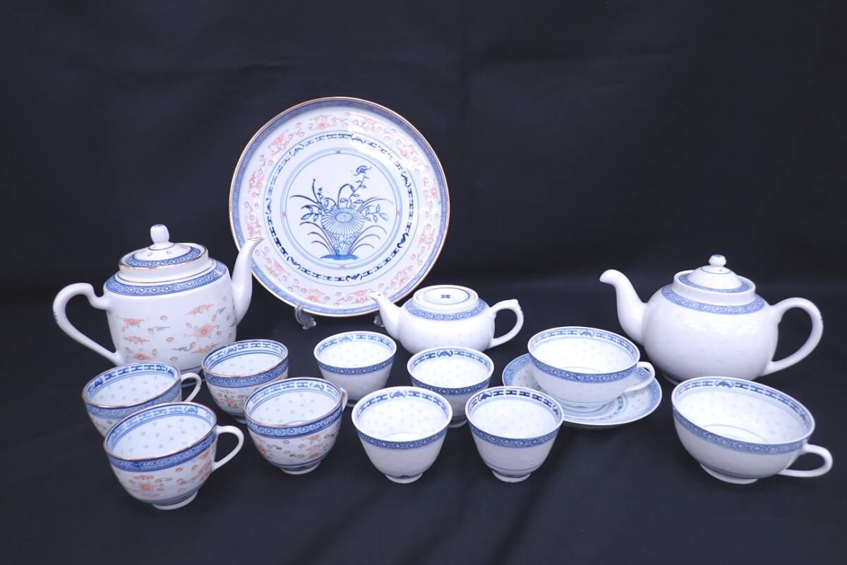 中国景徳鎮制 茶碗 在銘 金彩 急須 煎茶碗 茶杯 中国茶器 煎茶器 カップ&ソーサー 唐物 中国美術 まとめ P10079拍卖