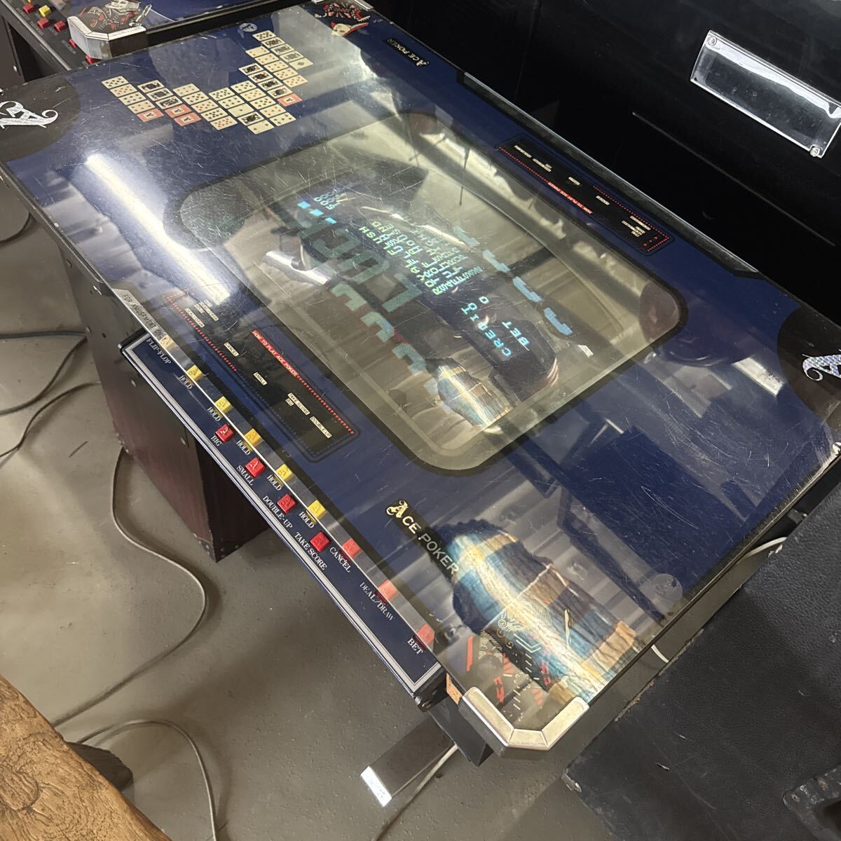 ボーカーゲーム機 テレビゲーム 鍵あり 遊べます拍卖