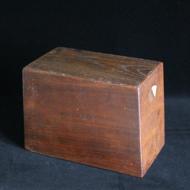 時代 拍子盤 欅 木彫 張盤 重3.1kg 台形 能楽 講談 落語 長唄 能 狂言 日本芸能 謡曲 観世流 民謡拍卖