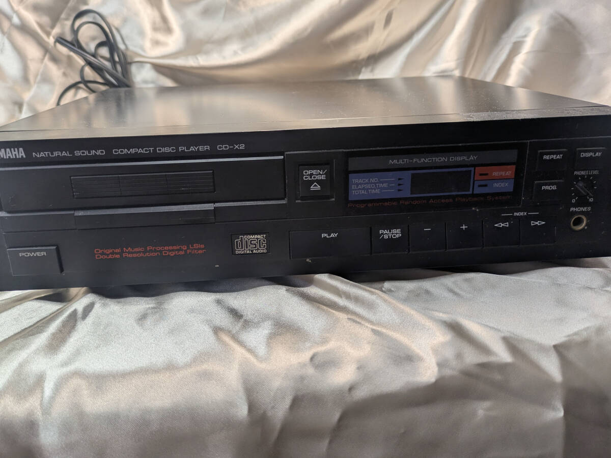 ★【ジャンク】YAMAHA CDプレーヤー CD-X2 電源入らず/部品取りに拍卖