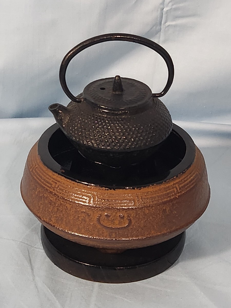 南部鉄器 ミニチュア火鉢 鉄瓶 急須 五徳 金属工芸 アンティーク 茶道具拍卖