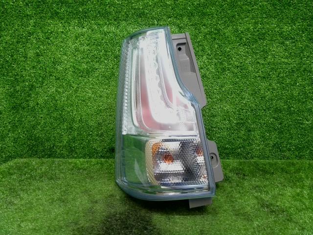 ★デリカD2 DAA-MB46S 左テールランプ テールライト ハイブリッドSZカメラパッケージ MQ512828★拍卖