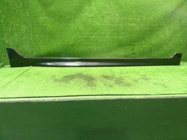 ★アクア DAA-NHP10 右サイドステップ 個人様宅配送不可 G ★拍卖