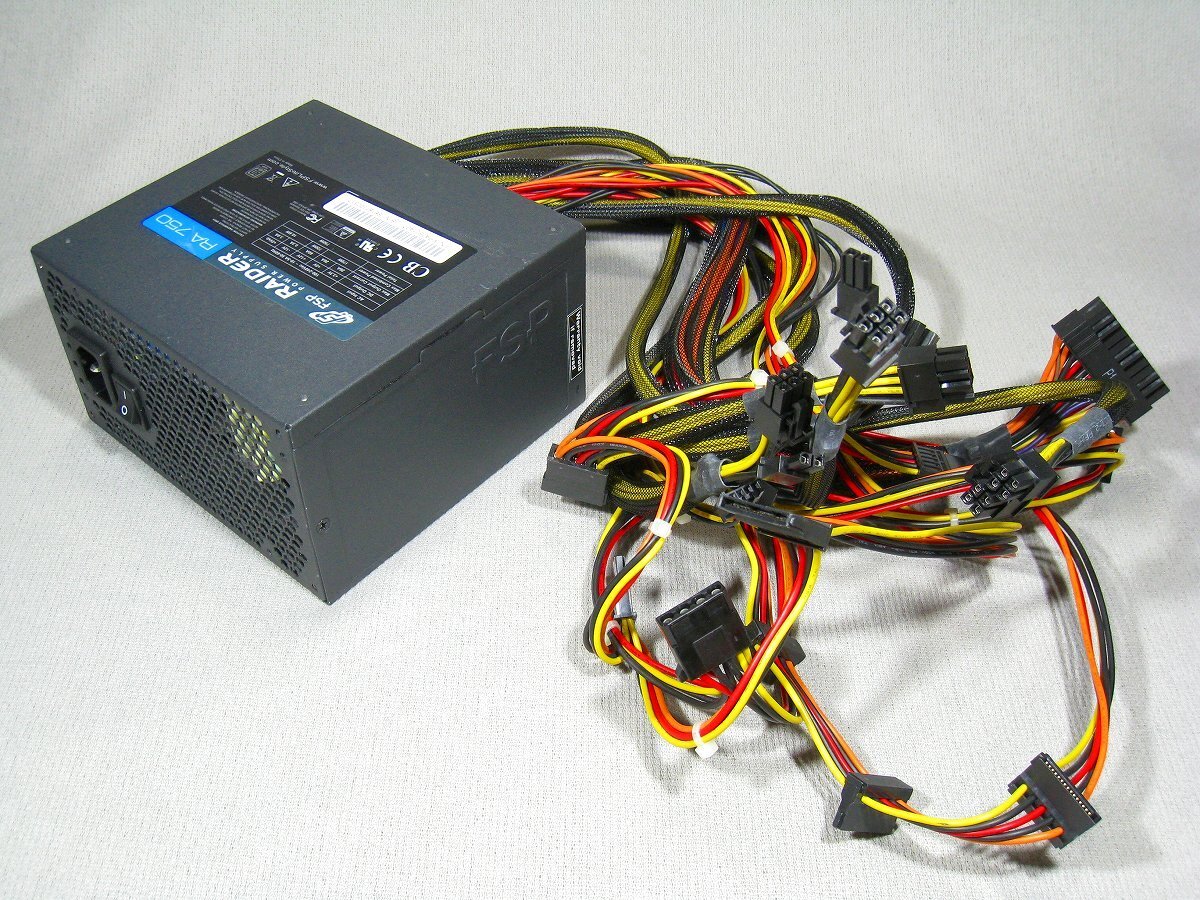 【中古】FSP ATX電源 RAIDER RA750(PPA7501407) 750W 80PLUS SILVER認証拍卖