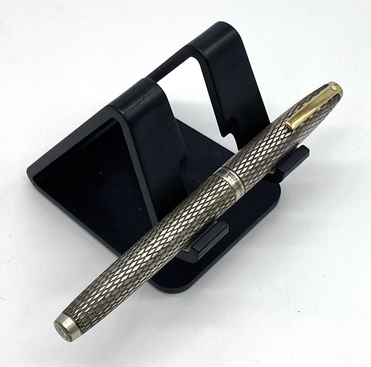【1254Z】中古現状品 SHEAFFER シェーファー 万年筆 ペン先 14K 585 スターリングシルバー 格子柄 インク無し 筆記未確認 クリックポスト拍卖