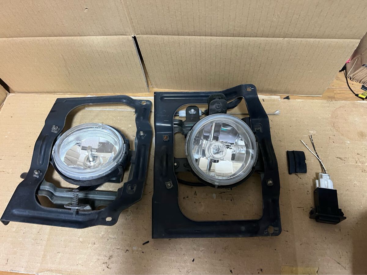 ジャンク ミニキャブ U61T U62T U61V U62V U71T U72T U71V U72V クリッパー タウンボックス フォグランプ 左右 スイッチ付 RAYBRIG拍卖