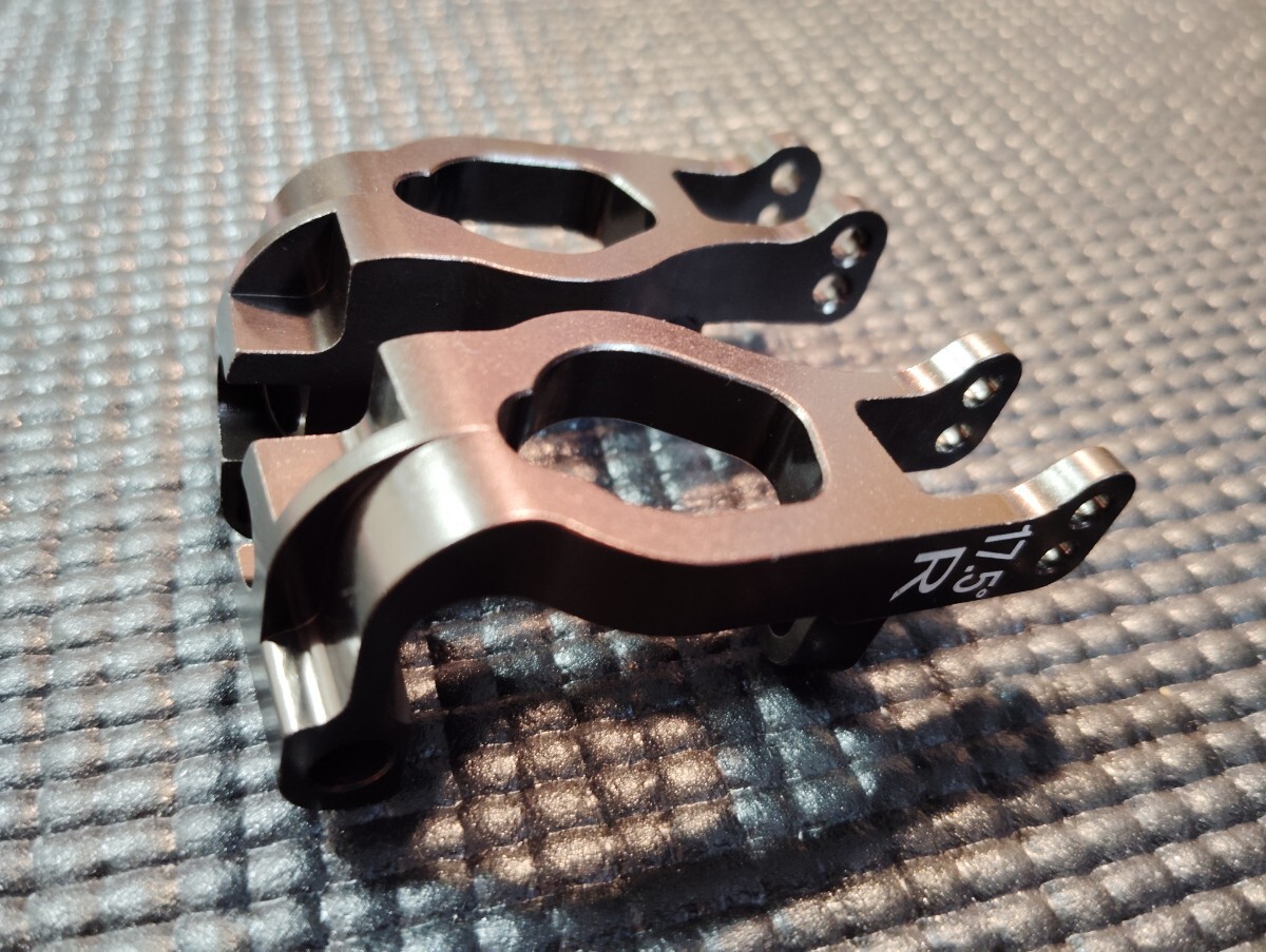 【未使用品】京商IFW474アルミフロントハブキャリア(17.5) 格安スタート、送料140円拍卖