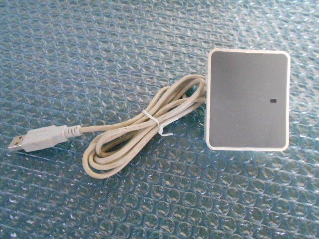 送料込 Identiv CLOUD 2700 R 接触ICカードリーダーライター ISO/IEC7816準拠 マイナンバーカード等の読み込みに拍卖