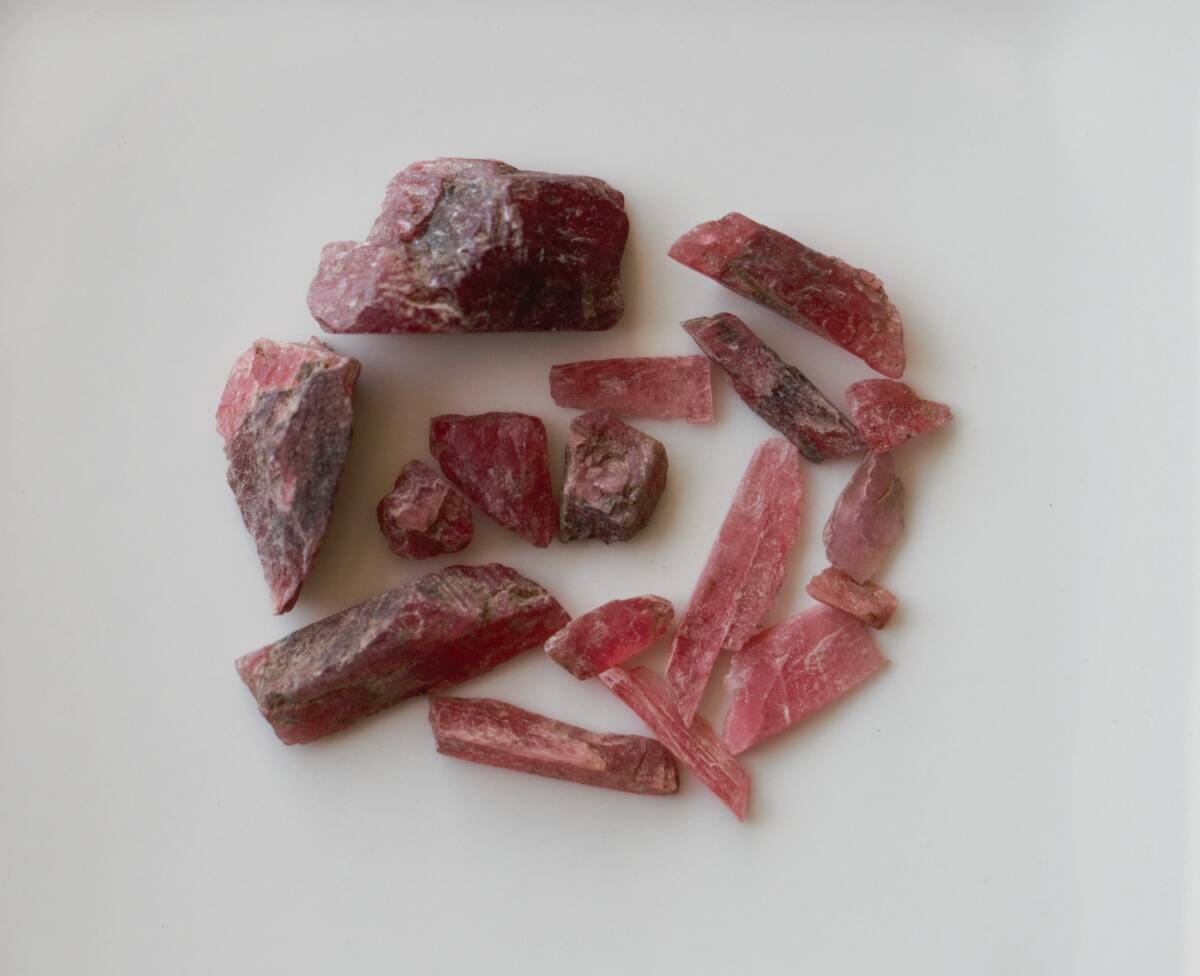 66.5ct 天然石  ロードナイト 原石 ブラジル産拍卖