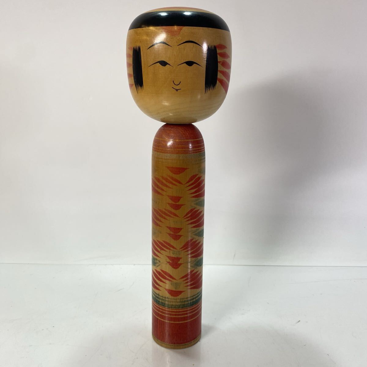 伝統こけし 鎌田文市 木製 日本人形 郷土玩具 伝統工芸 民芸品 置物 インテリア 飾拍卖