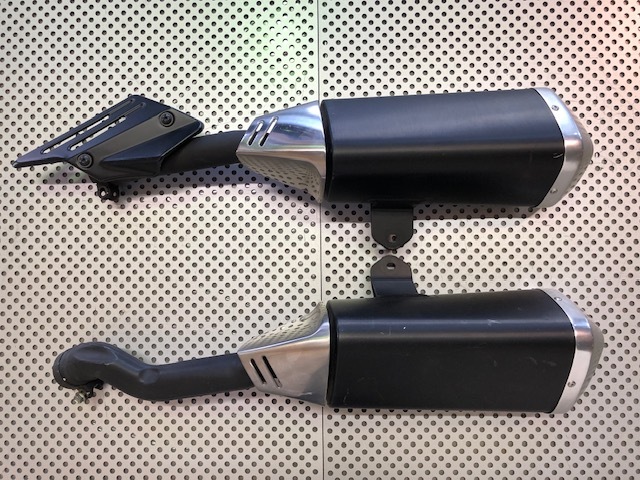 スズキ GSX-R1000 07~08用 ノーマルサイレンサー拍卖