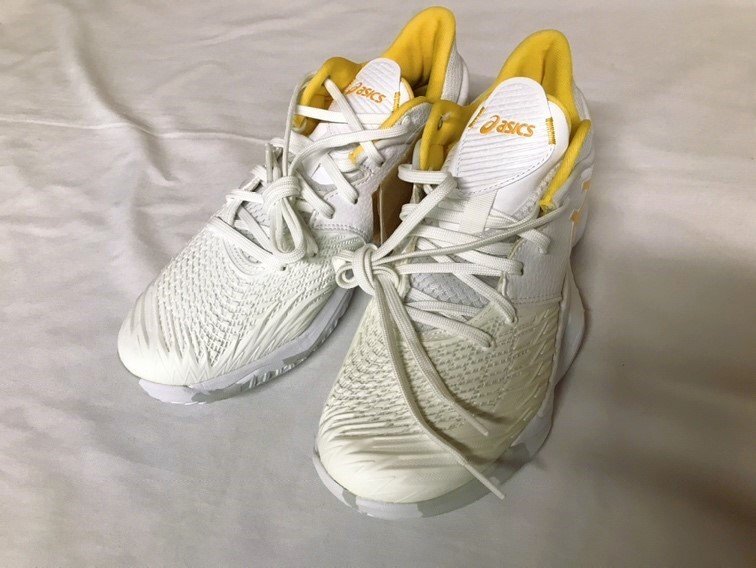 【未使用】asics/アシックス  アンプレアルス LOW 1063A056-100  28.5cm バスケットボールシューズ拍卖