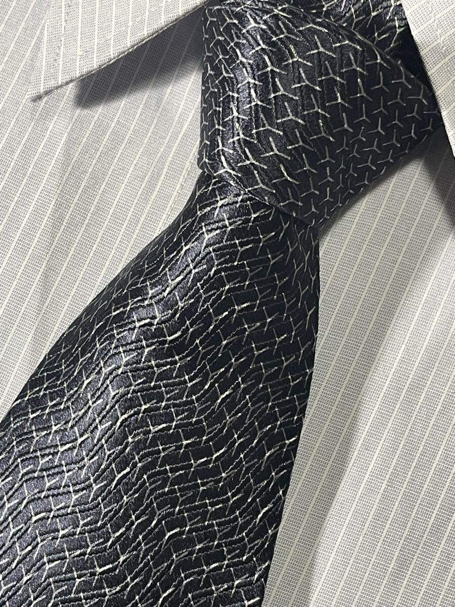 ほぼ未使用 ″GIORGIO ARMANI″ ジョルジオアルマーニ マイクロパターン ブランドネクタイ 510045拍卖