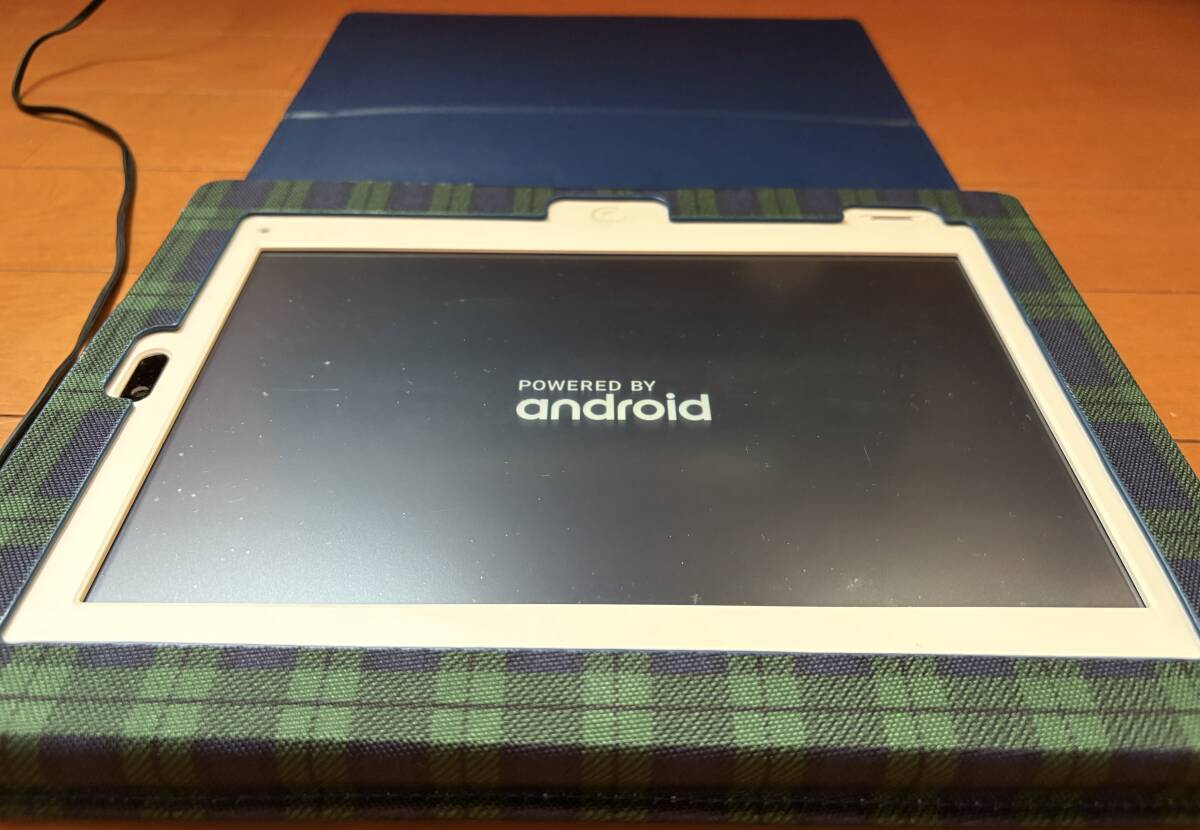 Benesseベネッセ PC タブレットTAB-A03-BR2B POWERED BY android タッチペン電源ケーブルカバー ジャンク品拍卖