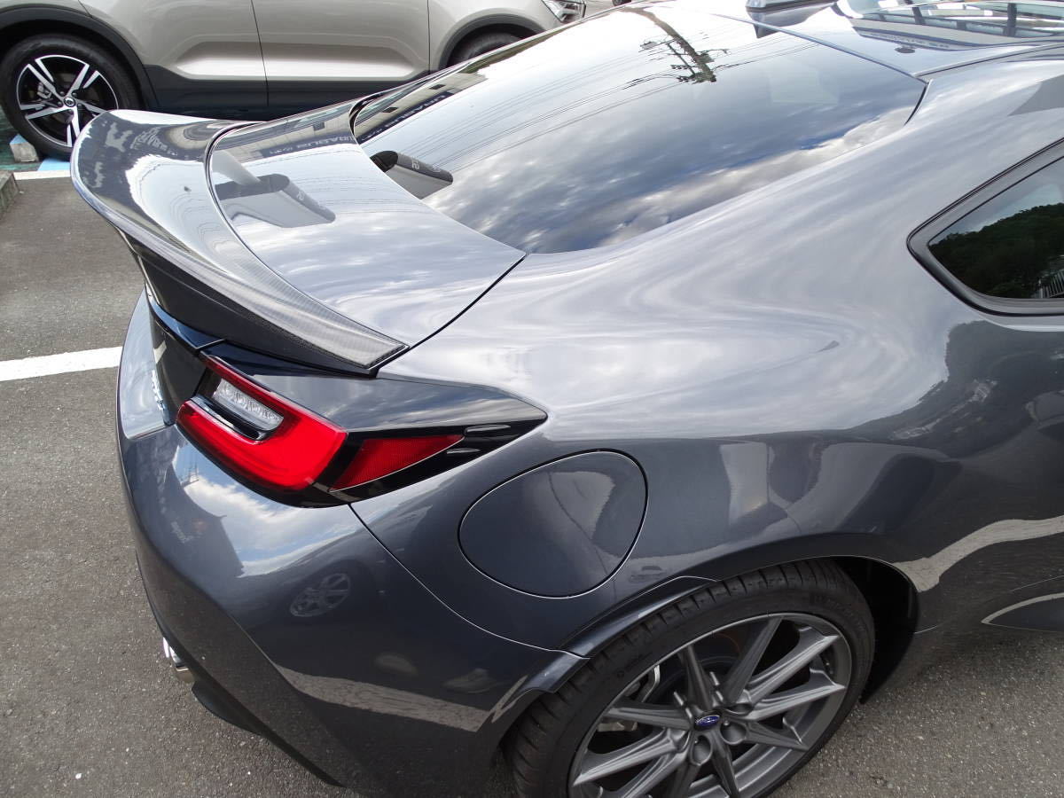 商品製造過程動画付 新品 現行型 GR86 ZN8 GR86 BRZ ZN8 ZD8 2021年以降~リアルカーボントランクスポイラー リアスポイラー 貼り付け装着拍卖