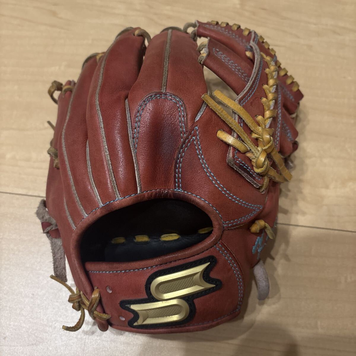 【超貴重】プロ実使用 桑原 カープ45 グローブ 内野手用 エスエスケイ 硬式拍卖