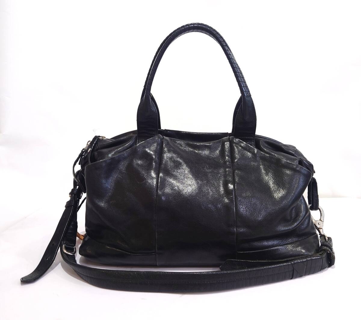 cornelian taurus by daisuke iwanaga コーネリアン タウラス レザー ショルダー バッグ ブラック Y-336194拍卖