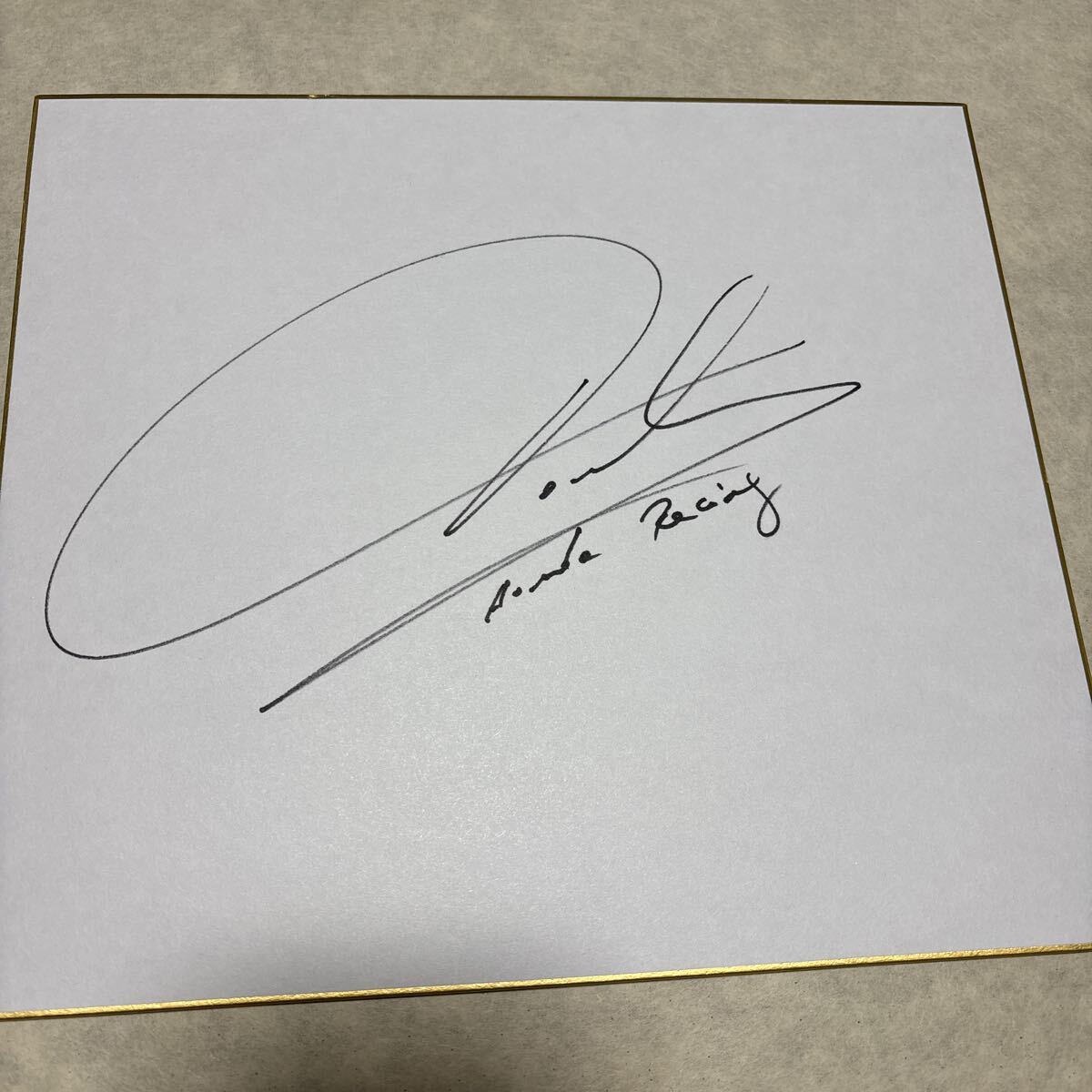 ヴィタントニオ.リウッツィ選手直筆サイン色紙拍卖