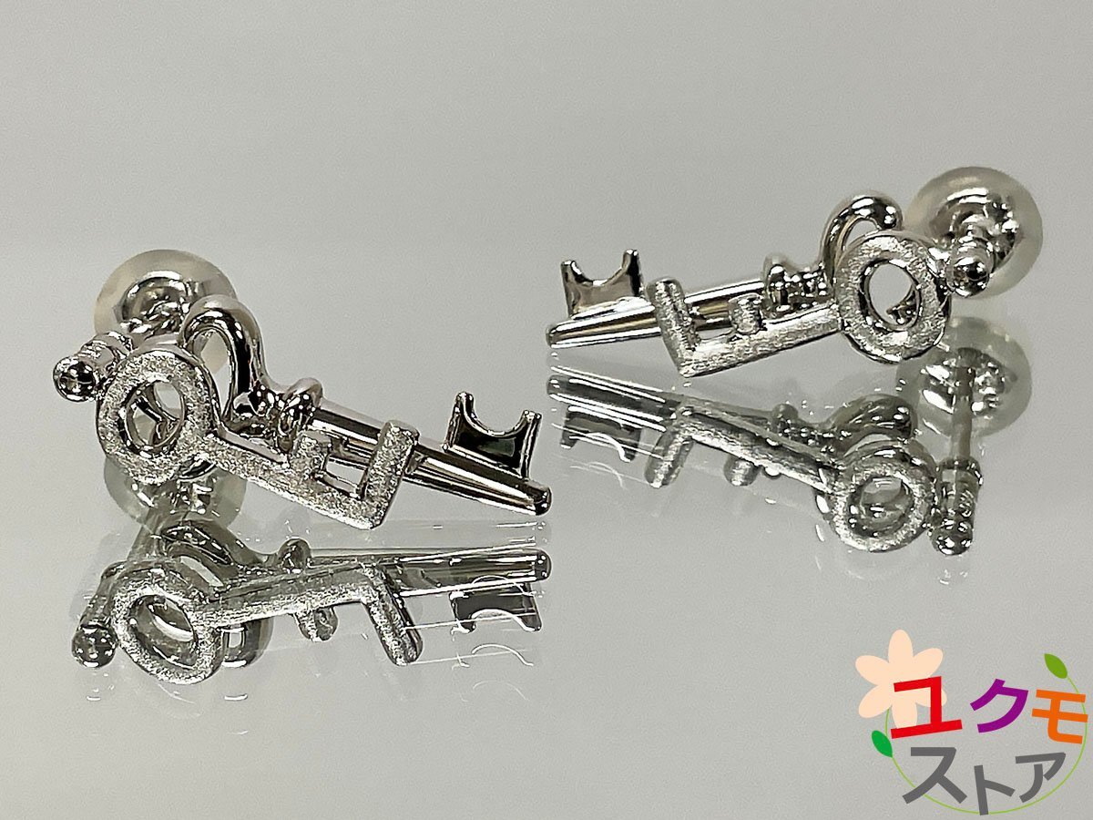 【送料無料】 美品 K18WG KEYモチーフ キー カギ 鍵 スタッドピアス スイングピアス ホワイトゴールド ピアス 750 WG 18金 揺れる拍卖