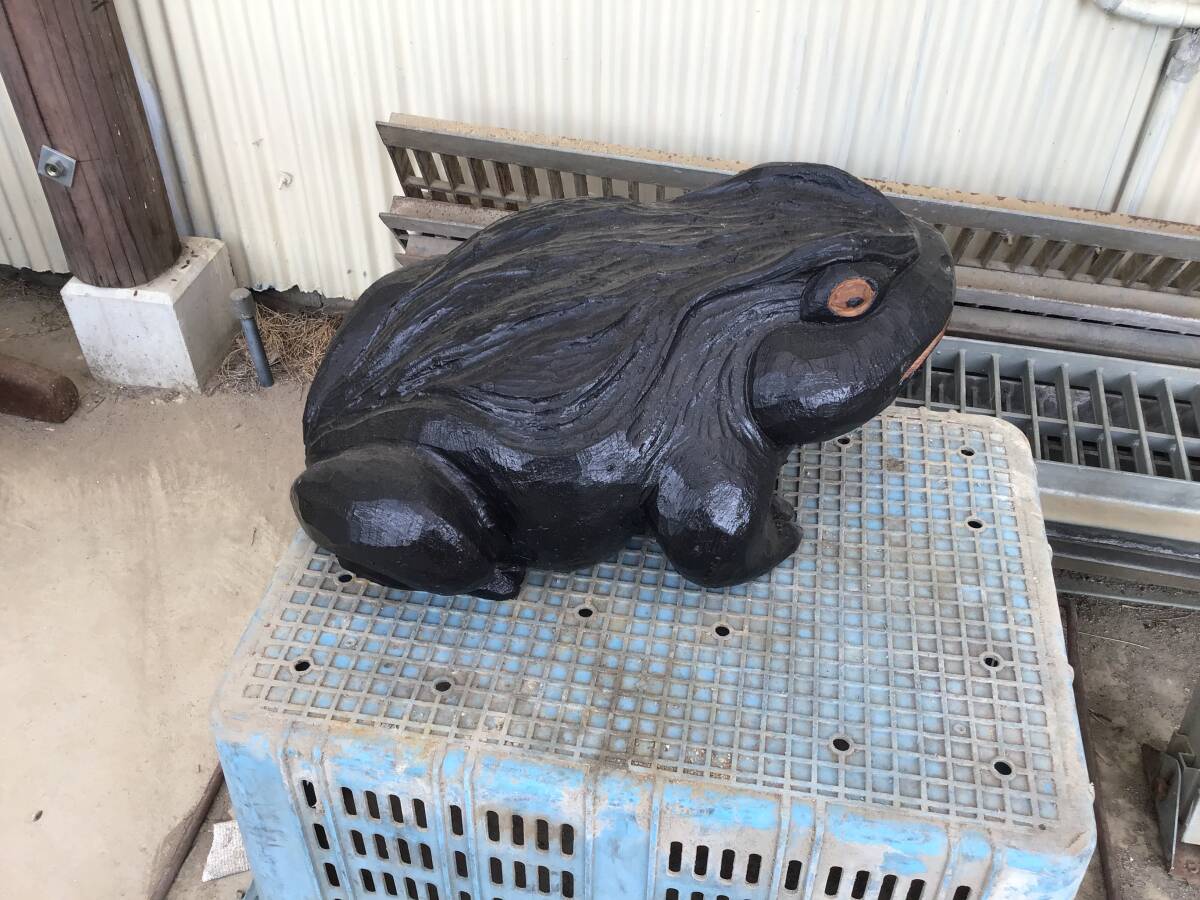 大きな木彫のカエル 蛙 ビンテージ 作者不明 ジャンク拍卖