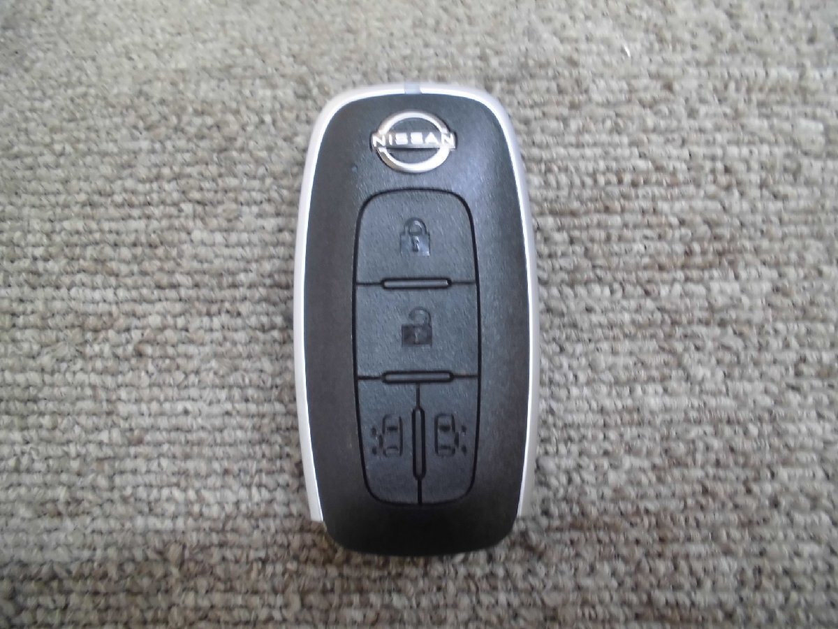 ☆ 日産 セレナ C28 スマートキー/インテリジェンスキー/キーレスエントリーキー S180146124 4ボタン 251002 ☆拍卖