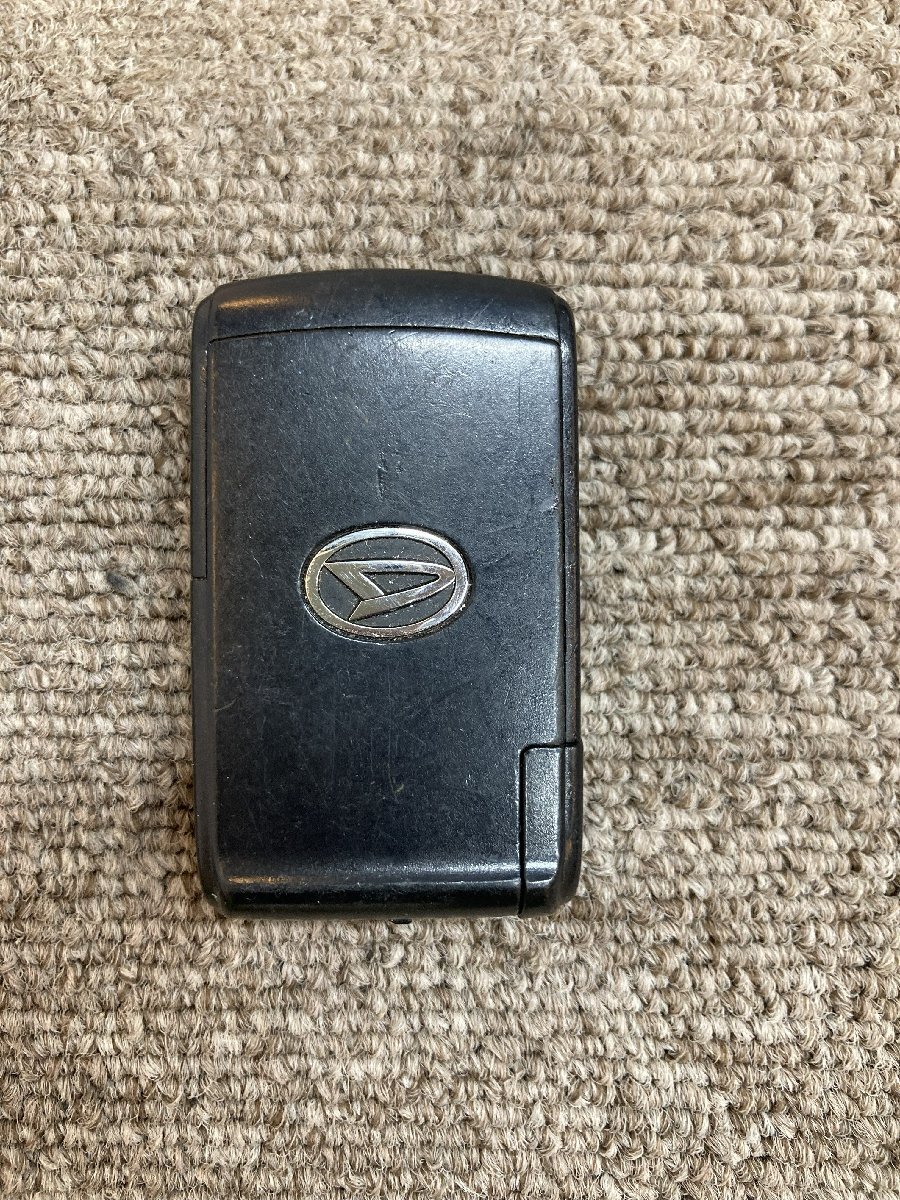 ☆ ダイハツ ムーヴ LA100S? キーレスエントリーキー/リモコンキー/スマートキー 007YUUL0498 2ボタン 251008 ☆拍卖