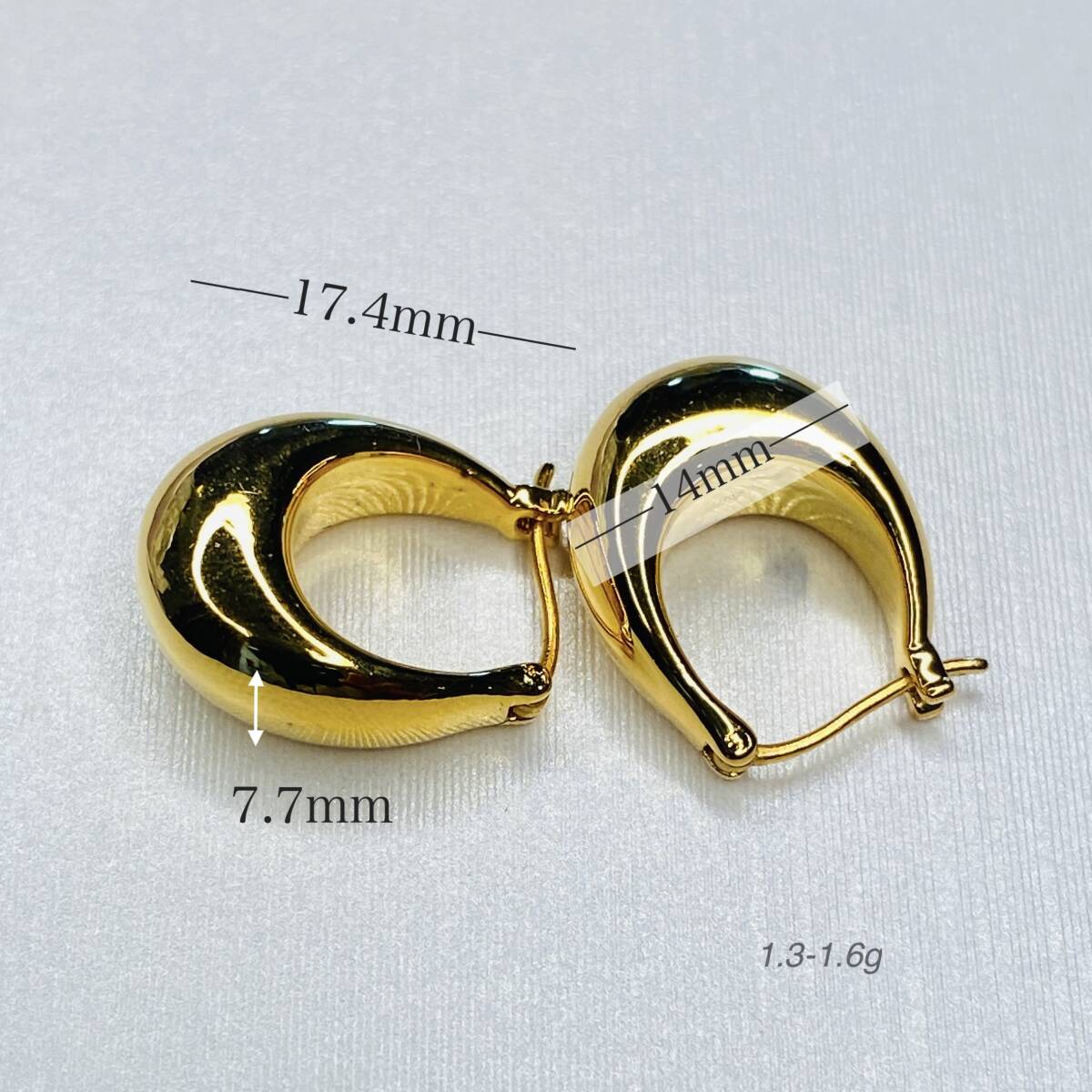 K18YG WG ティアドロップ フープピアス 中空ピアス イエローゴールド ホワイトゴールド 丸い ドロップ型 18K 18金 雫 涙拍卖