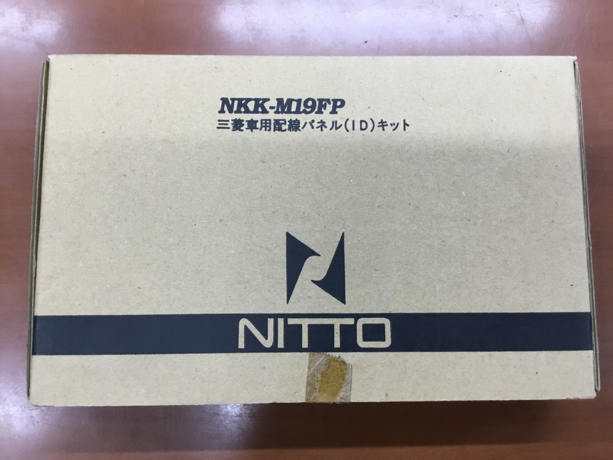 未使用品 カナック NKKーM19FP 三菱車用配線パネル(1D)キット P2203086拍卖