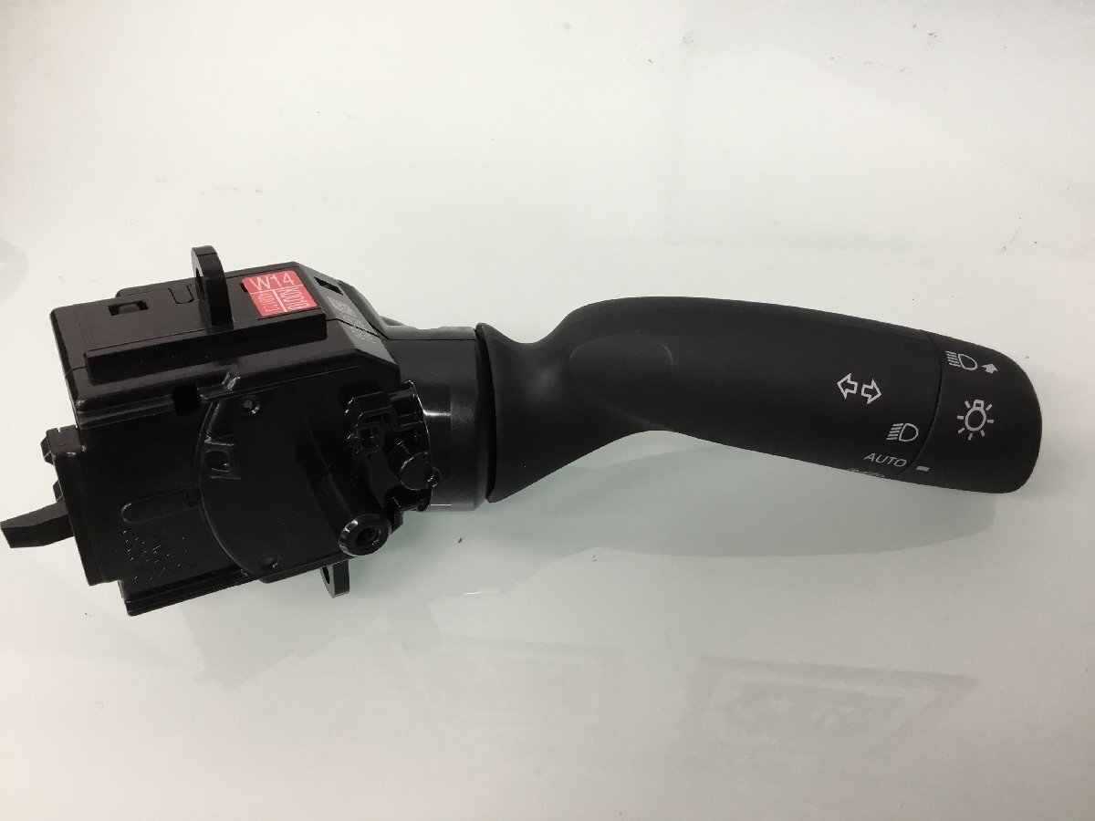トヨタ ヤリスクロス W14 K0010 43D123 ウィンカーレバー ライトスイッチ P221126B拍卖