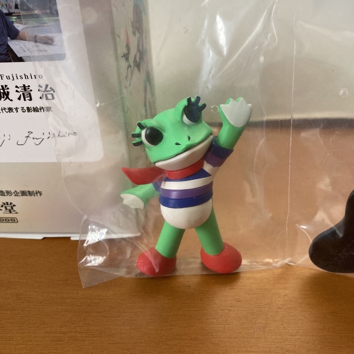 藤城清治 光と影のファンタジー フィギュアコレクション ケロヨン ケロヨンフィギュア 新品未使用 送料無料拍卖