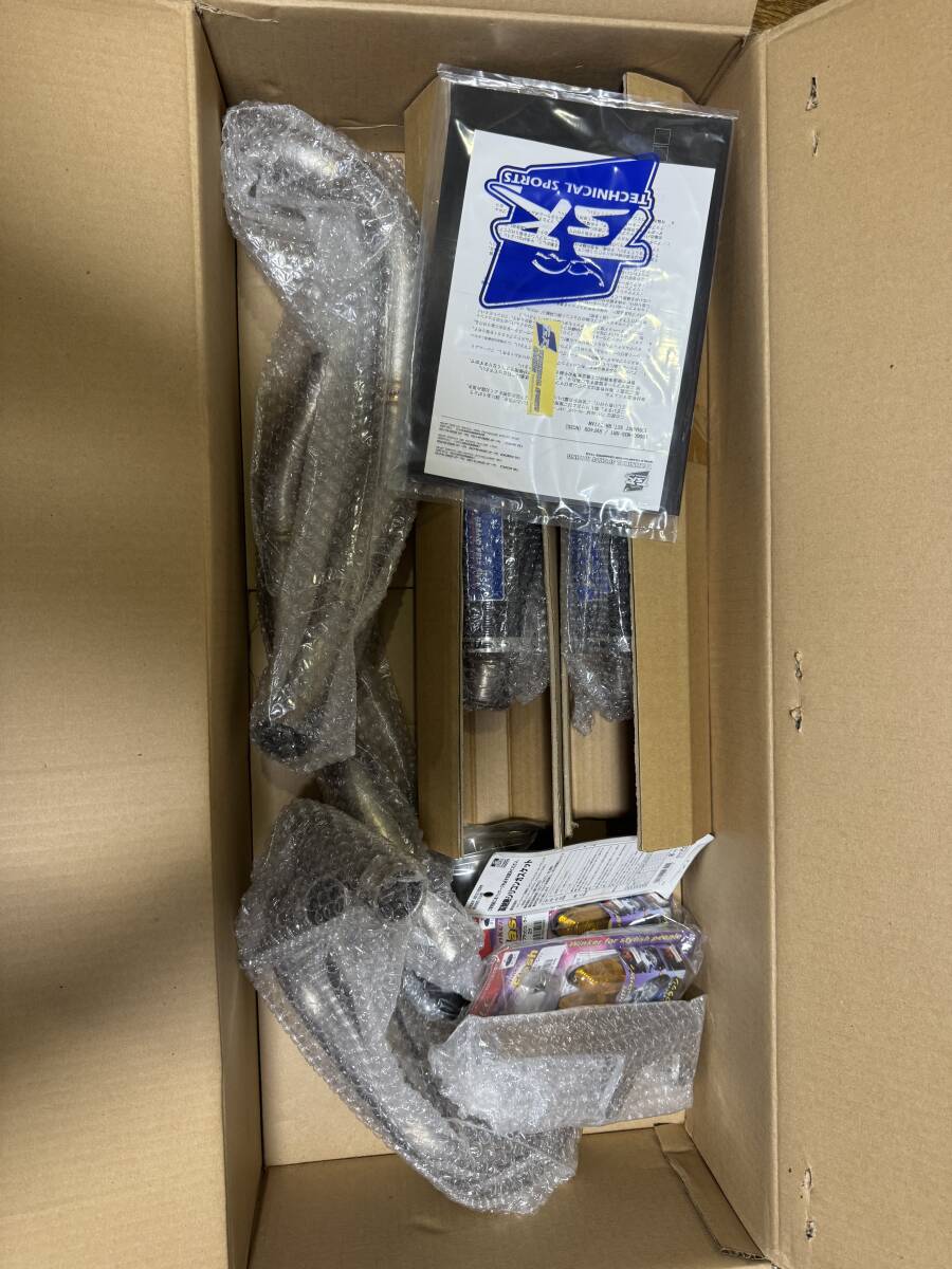 RVF400 NC35 TSR チタンエキパイ カーボンサイレンサー 左右出し 未使用品 NC30 テクニカルスポーツ拍卖