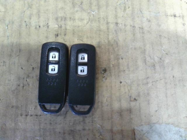 N-VAN HBD-JJ1 キーレスリモコン 214093拍卖