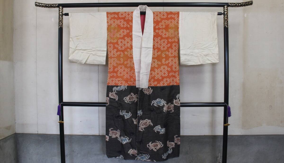 縮緬 絹 着物 時代物 日本和服古布アンティーク生地 ツ23拍卖