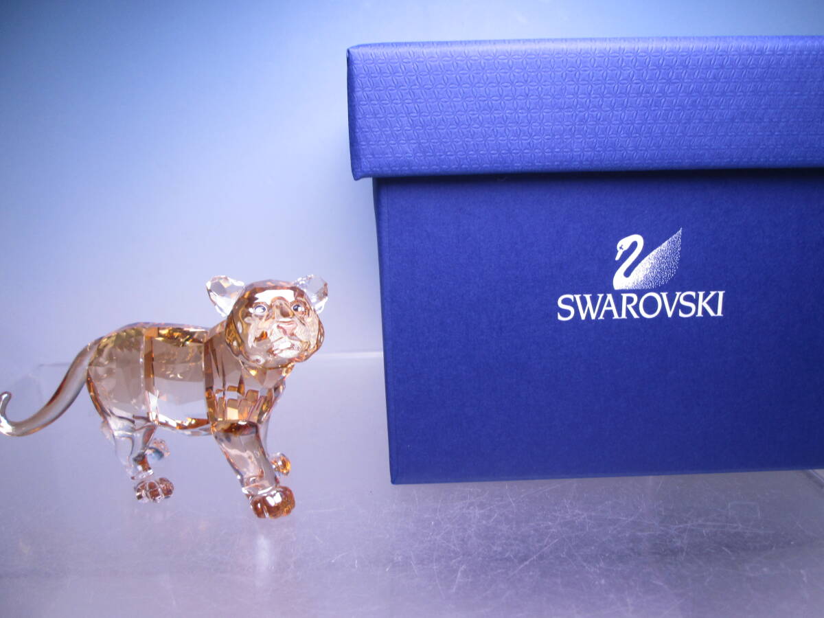 ☆Swarovski スワロフスキークリスタル 2010年 SCS会員限定作品 トラの赤ちゃん ケース付 正規品拍卖