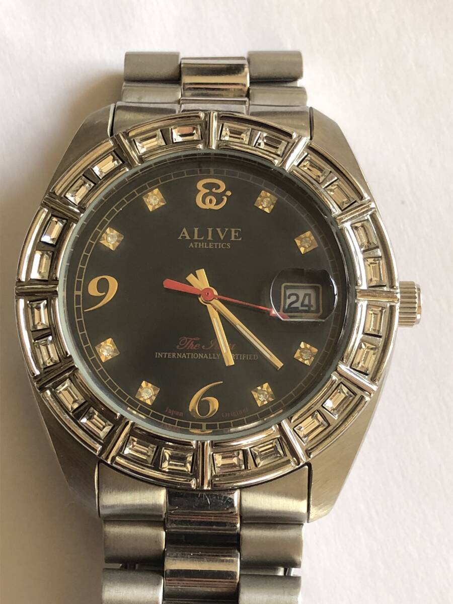 ALIVE ATHLETICS 腕時計拍卖