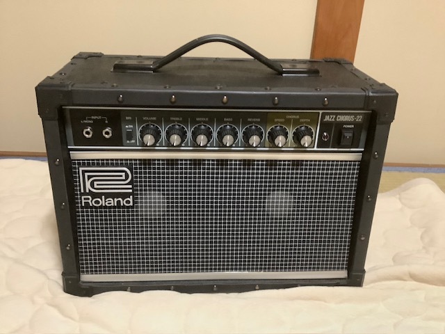 ROLAND JC-22 JAZZ CHORUS 動作確認済み SEND/RETURN 付き 富士電線高級電源ケーブル付属拍卖