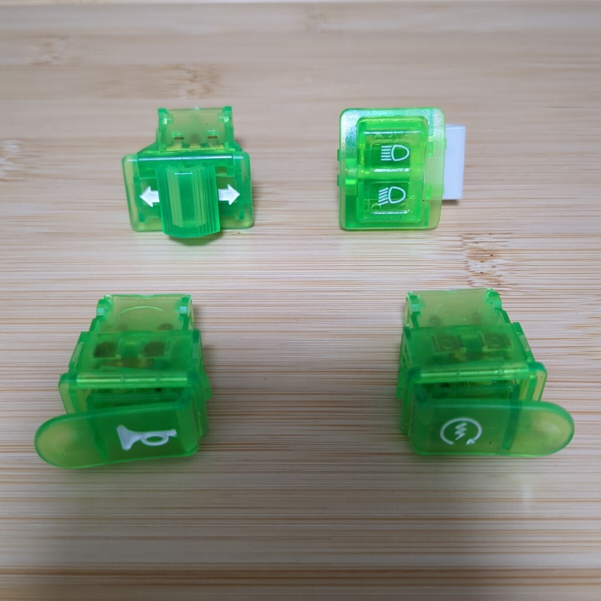 ジャイロキャノピー スケルトンスイッチ 緑 グリーン TA02TA03ハンドルスイッチ拍卖