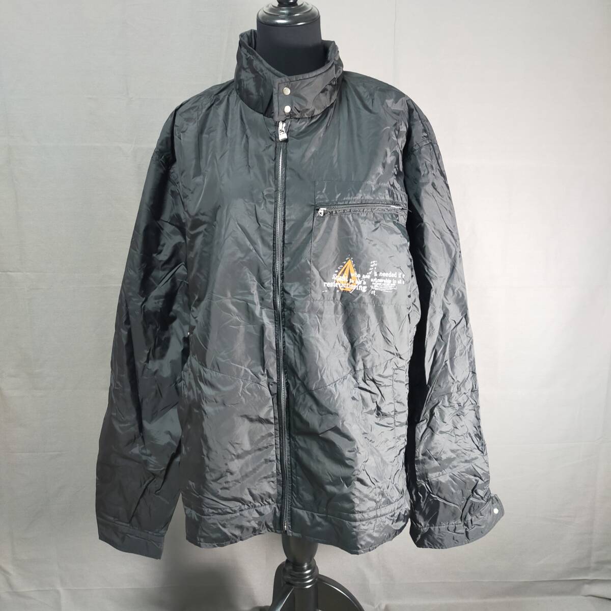 5710/27 GJ72326 VOLCOM ボルコム アウター ジャケット ブラック メンズ サイズXL 古着 現状品拍卖