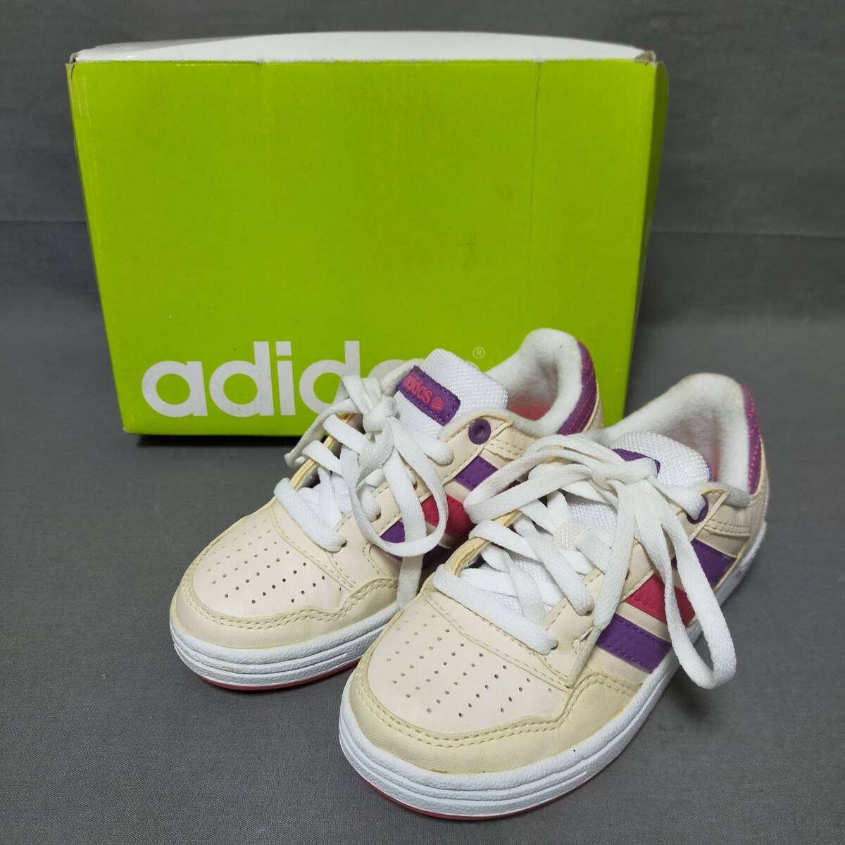 5710/28 GJ72320 adidas アディダス Kids ローカットスニーカー ピンク・パープル サイズ16.5㎝ 箱付き used 現状品拍卖