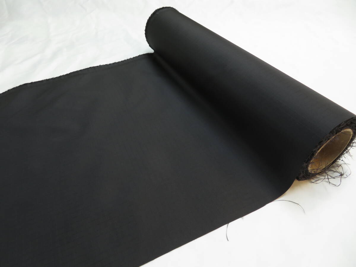 50m はぎれロール TH-101 無地 撥水 タフタ リップストップ 黒色 黒 約33㎝幅 布 生地 内布 裏地 服地 アウター エコバッグ 安い 防水 DIY拍卖