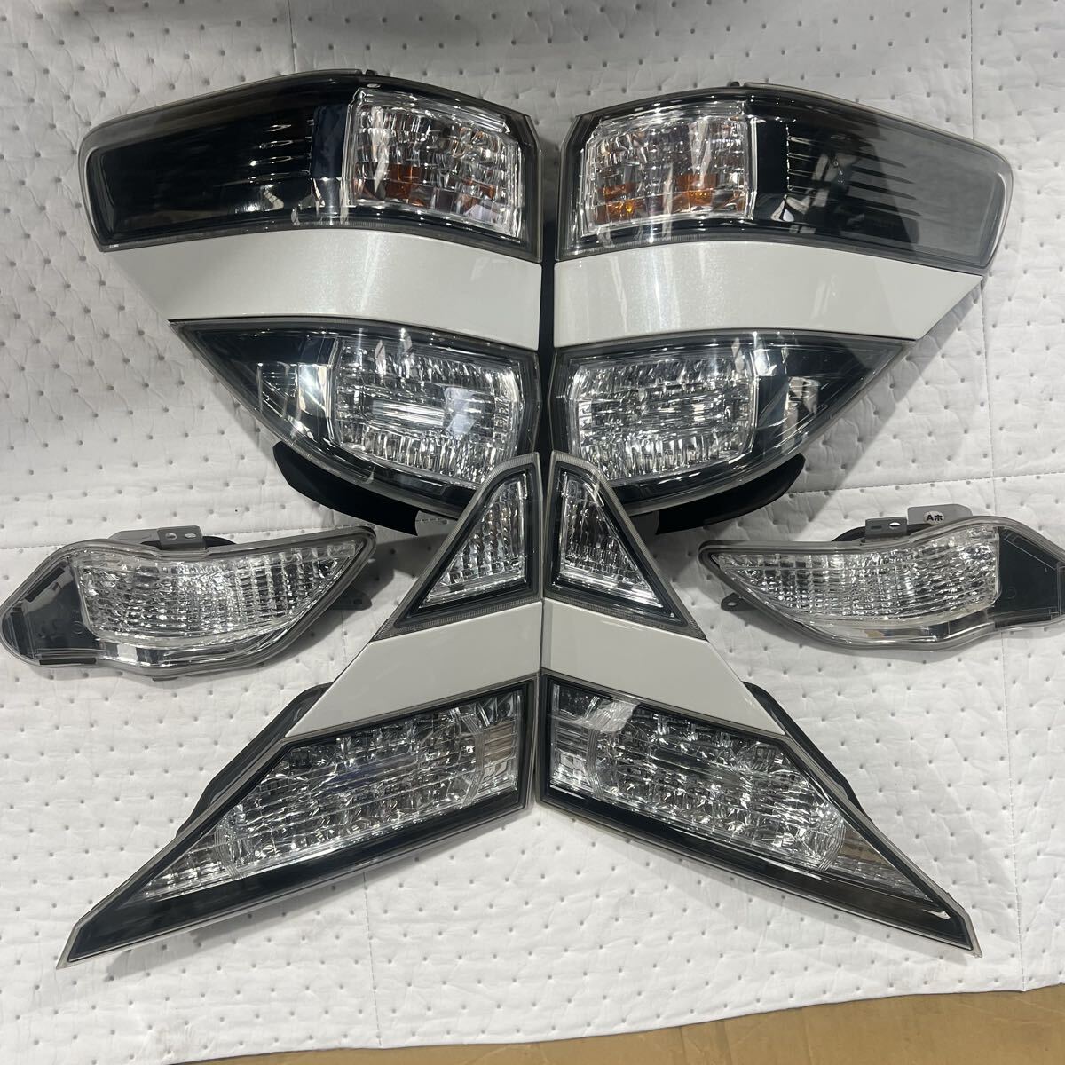 TOYOTA トヨタ 20系ヴェルファイア ANH20W ANH25W 純正 テールランプ 4点セット 後期外し KOITO:58-29/58-35 動作確認済み ..拍卖