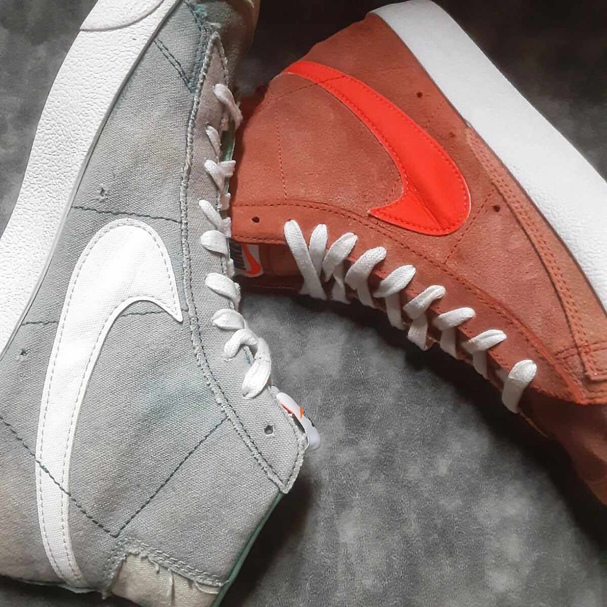 最値!定13200円!名作アシメデザイン!ナイキ ブレザー 77 ミッド高級スエード スニーカー!オレンジレッド×グリーン!赤緑白 27cm 物違い拍卖