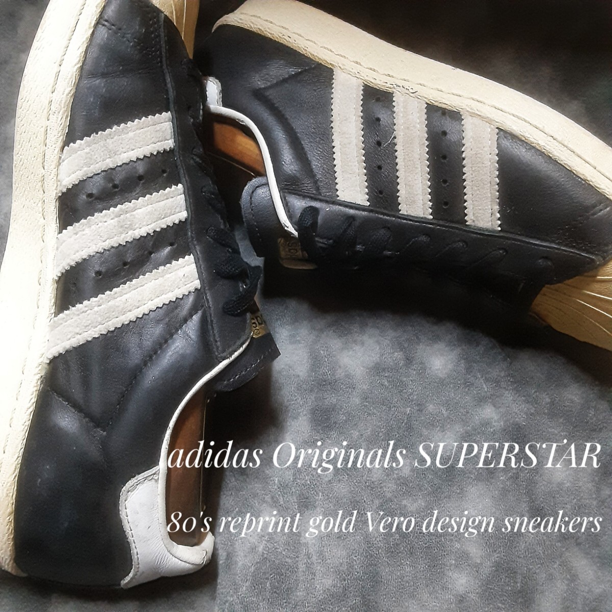 最値!希少16年製!プレミアムカウレザー!80's復刻金ベロ!アディダス スーパースター 80's高級レザー スニーカー!ブラック!黒白 24.5cm拍卖