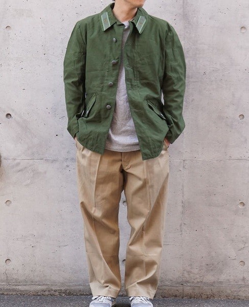 最値!70's!ユーロヴィンテージ!スウェーデン軍 M-59 ミリタリー フィールド ジャケット!ジャングルグリーン!濃緑 C48(Mサイズ相当)拍卖