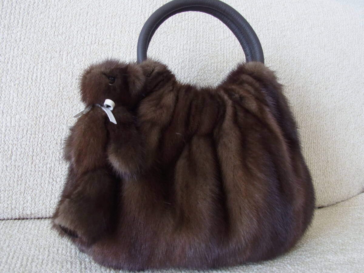 ♪最高峰ヴィスカルディ・マロンカラーミンク*手足が動くミンクベアー付き・革持ち手ふっくらバッグ /新同コートのリメイク 拍卖
