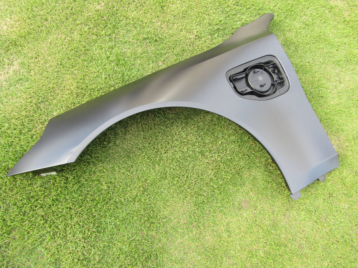 BMW G90 M5 純正 左 フロントフェンダー フェンダー ■■ 13092607拍卖