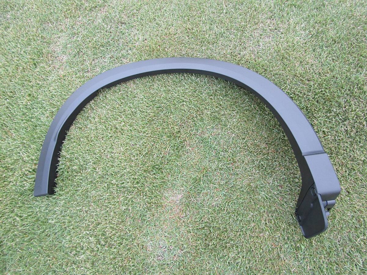 CX-5 CX5 KF 純正 右 リアフェンダー アーチモール 右 リア フェンダー モール カバー KPF1-51W51 KPF1-51-W50B ■■ 13101403拍卖